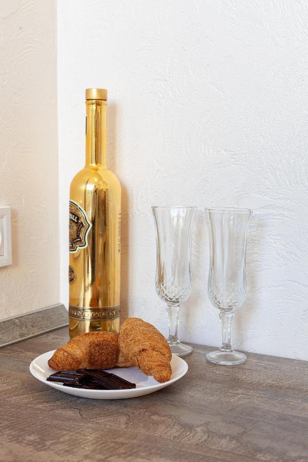 Apartment On Tamanska - Вулиця Дарії Гусяк Lviv Eksteriør billede